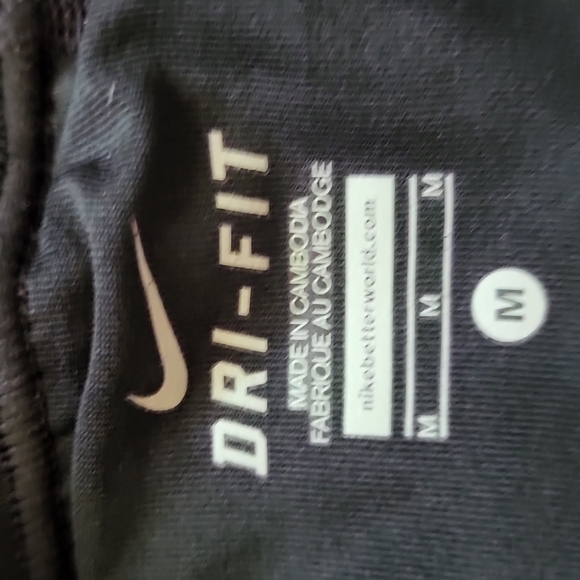 NIKE DRIFIT UNIQUE BLACK MESH skort size medium - Picture 9 of 11